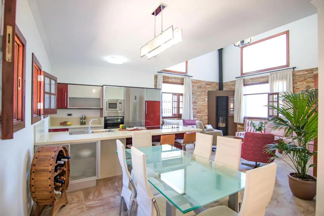 Bed & Breakfast Villa Mogaren Vega de San Mateo