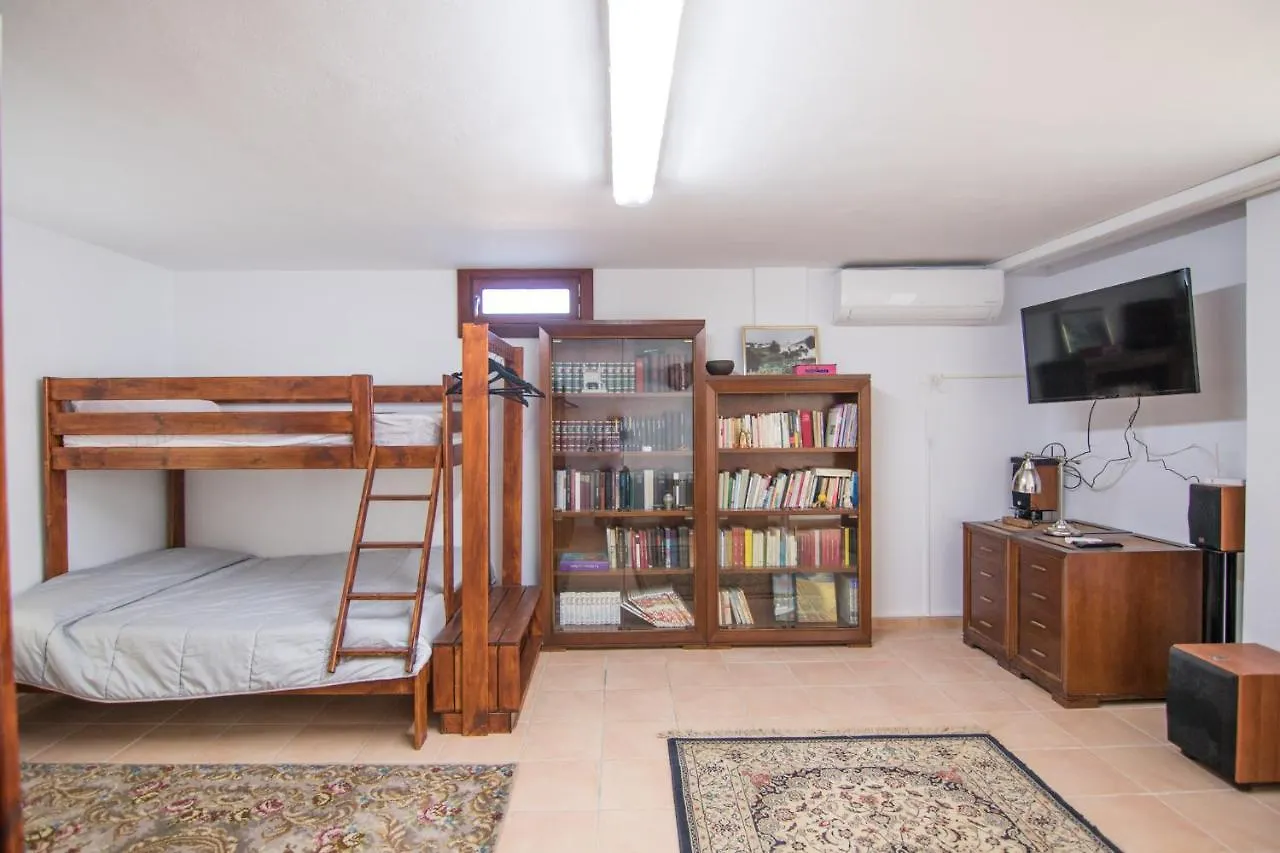 Bed & Breakfast Villa Mogaren Vega de San Mateo Spain
