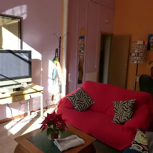  Hostel After Spain